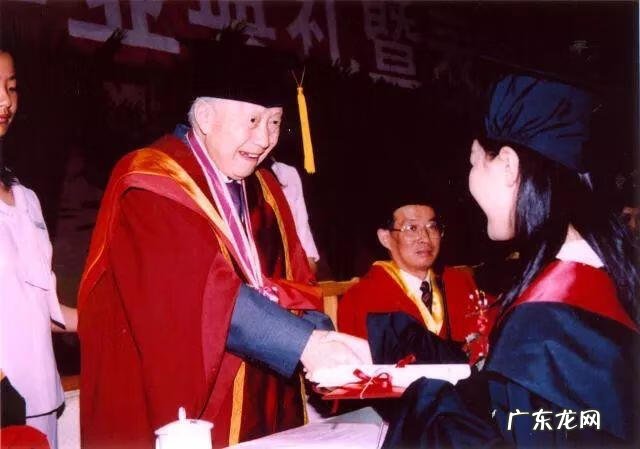 著名科学家钱伟长多年前论文走红