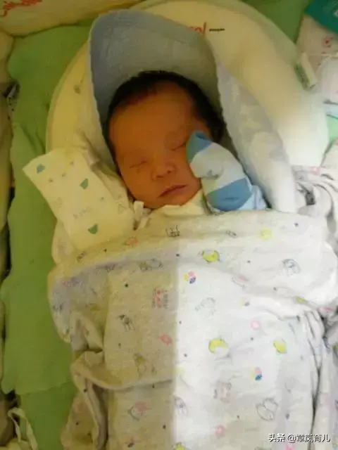 左脚受伤风水 左脚穿袜子老是掉怎么回事