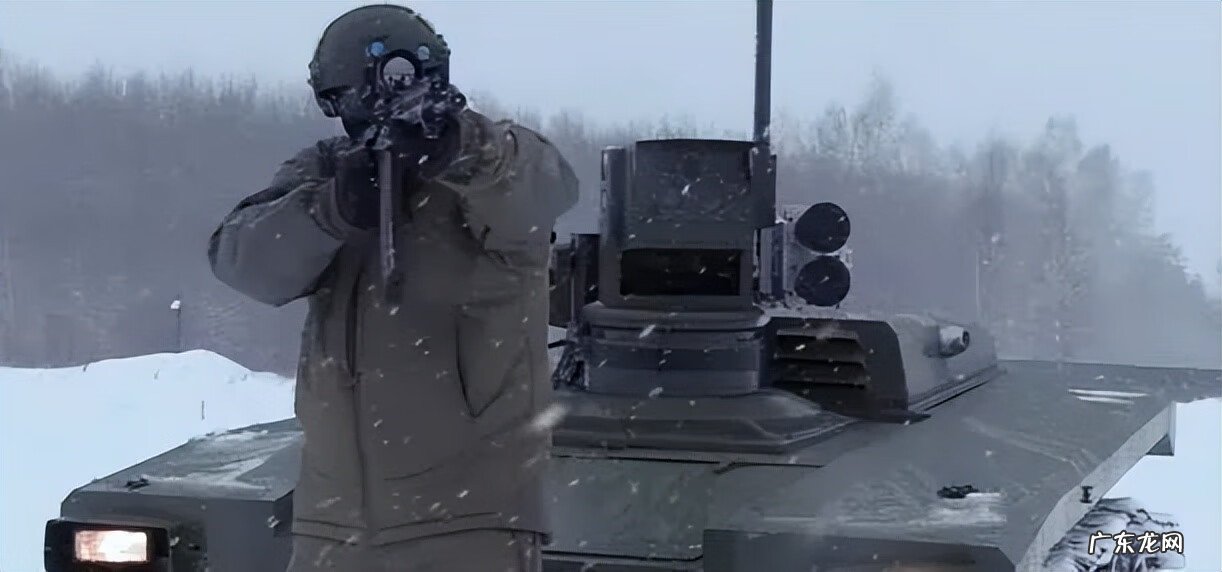 生化危机7预告片 使命召唤7电视画面