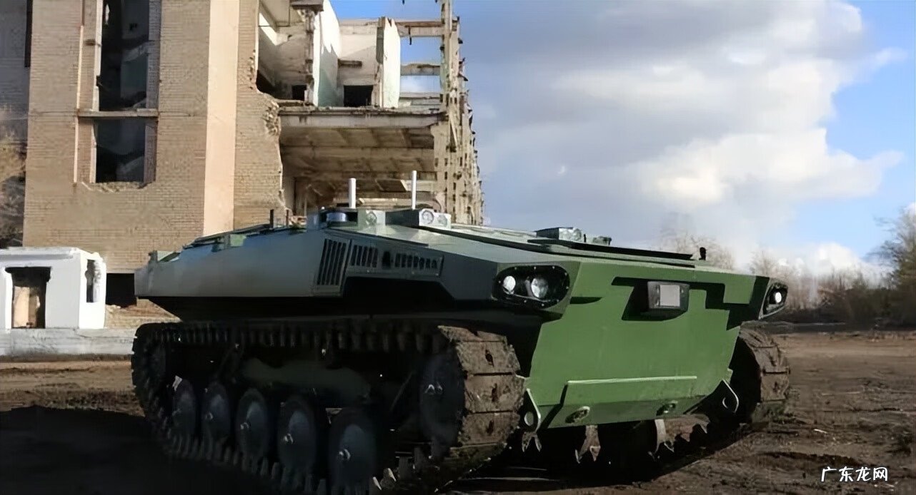 生化危机7预告片 使命召唤7电视画面