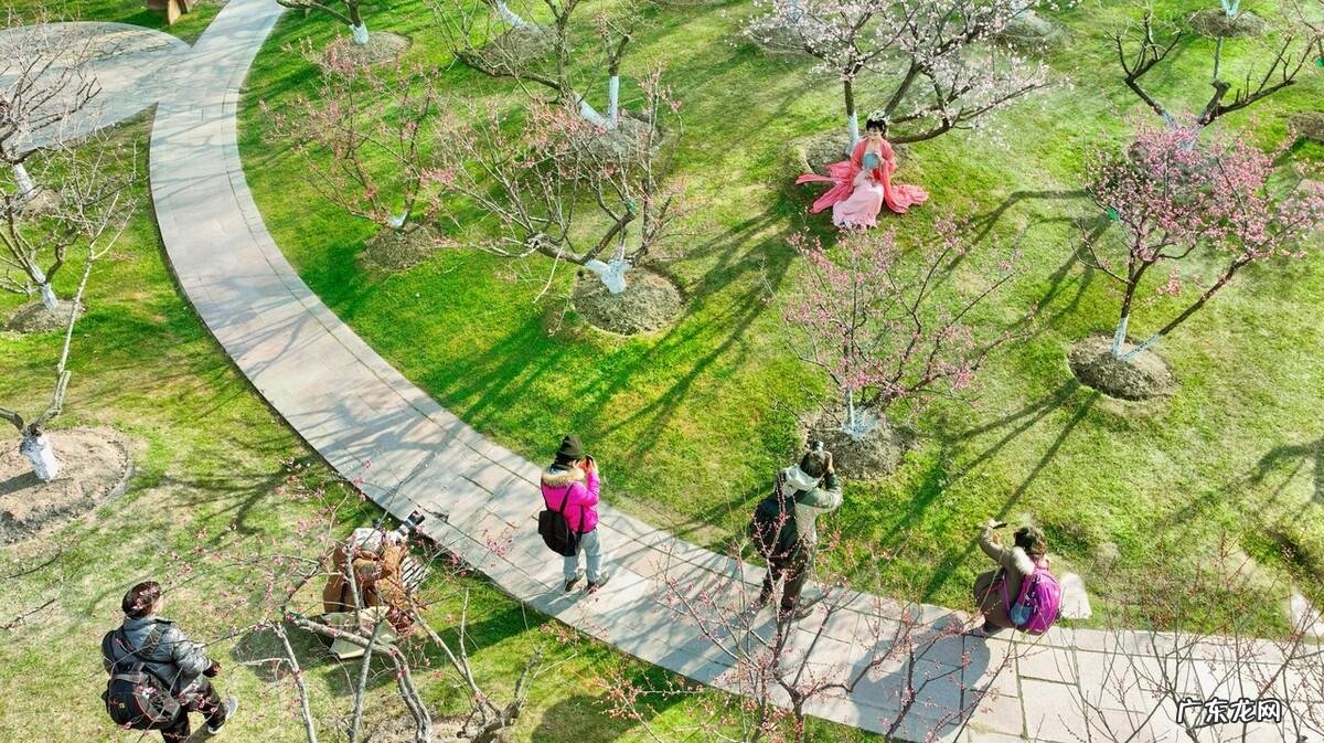 穿越火线生化酒店卡墙 穿越火线生化酒店怎么卡墙