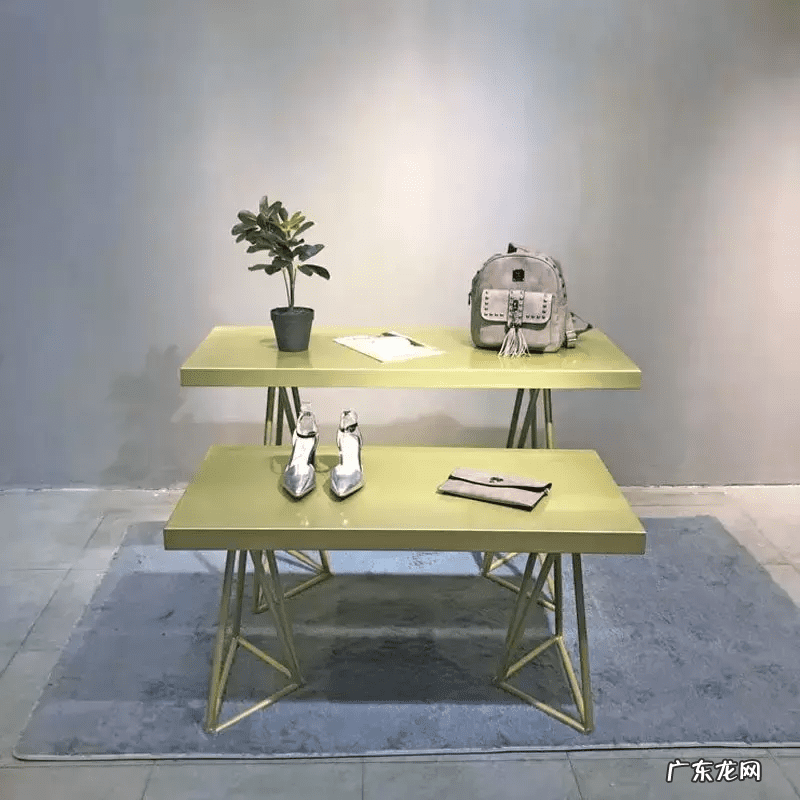 服装陈列道具名称大全 服装店陈列道具有哪些