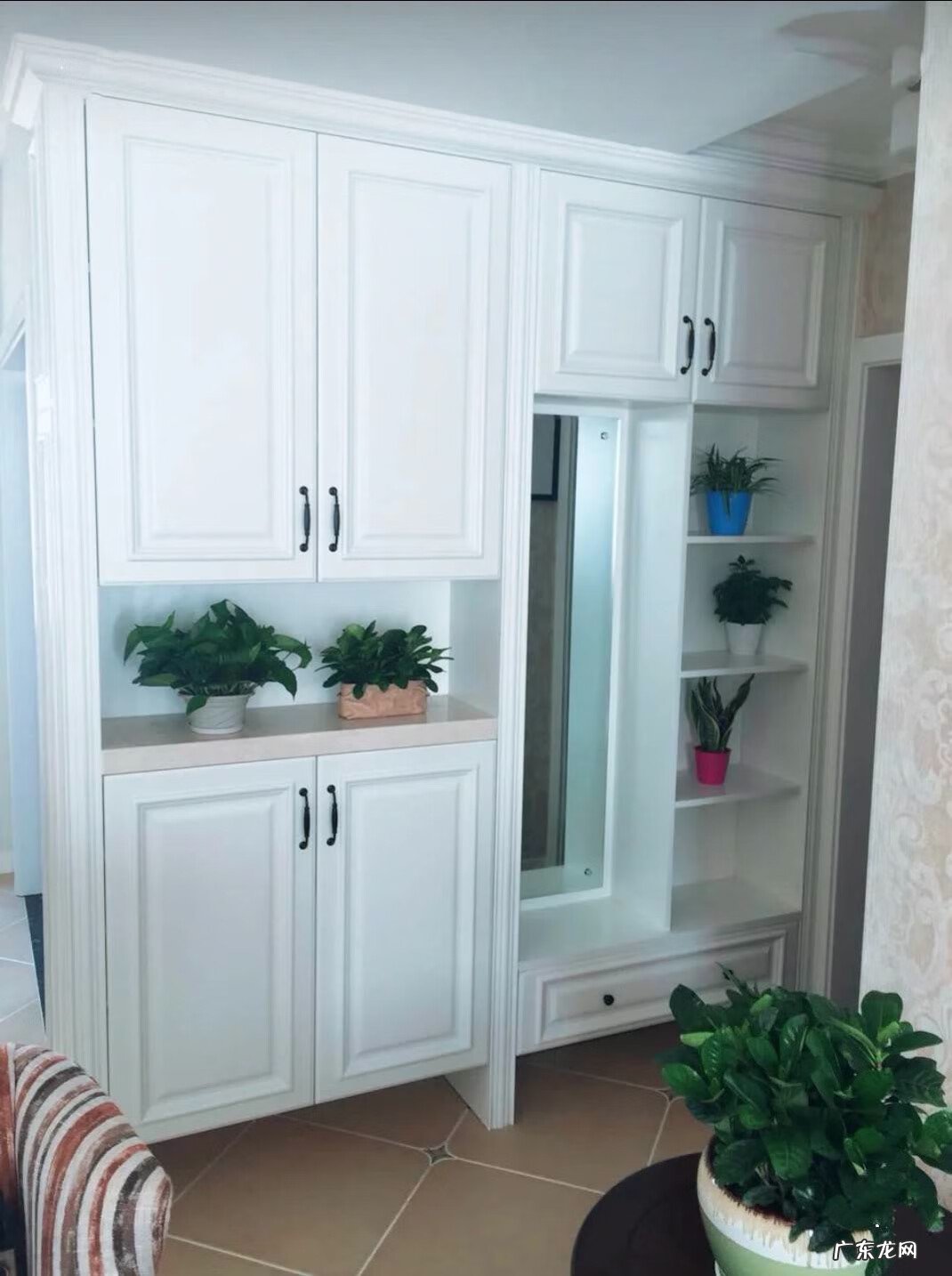 进门玄关风水 从风水进户门正对玄关图片