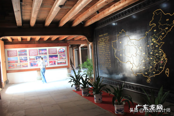 房子后面有祠堂风水好不好 祠堂右边连体房风水好吗