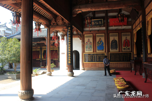 房子后面有祠堂风水好不好 祠堂右边连体房风水好吗