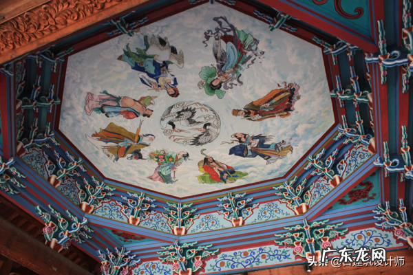 房子后面有祠堂风水好不好 祠堂右边连体房风水好吗