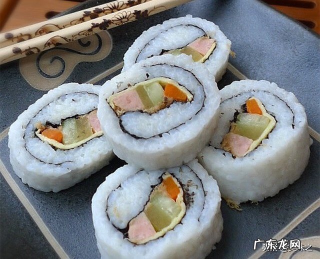 如何制作寿司梗图 寿司各种做法图解