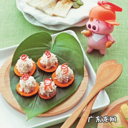 婴儿什么时候添加辅食？