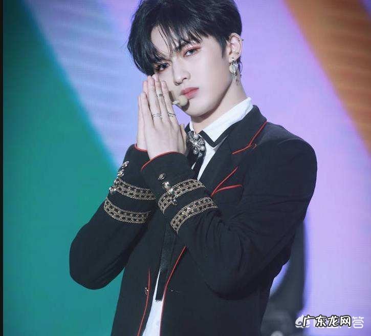 丑的男生是如何变漂亮的?