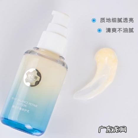 三月理控油水乳好用吗 丝可卿控油水乳怎么样好用吗