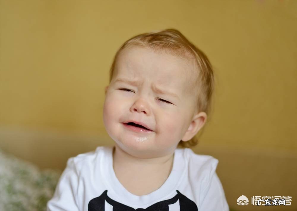 婴儿呕吐的原因有哪些?该怎样解决?