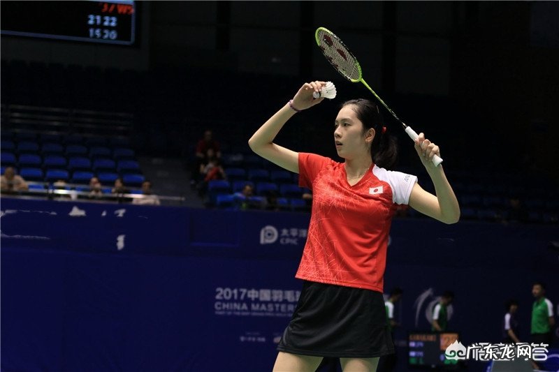 如何才能快速提高自己打羽毛球的水平?