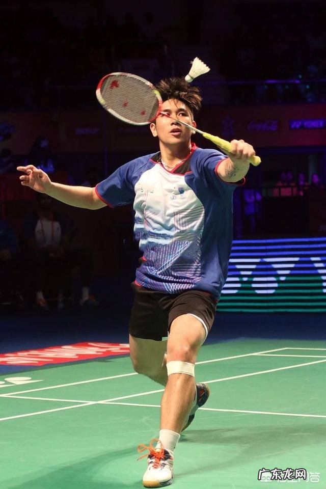 如何才能快速提高自己打羽毛球的水平？