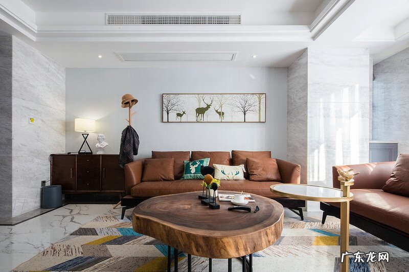 衣柜上有横梁风水学 横梁下挂什么画好风水