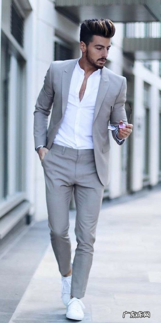 小个子男士的衣服怎样搭配更好看?