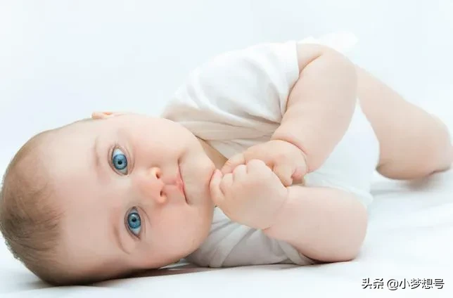 刚出生的女宝宝怎么护理?