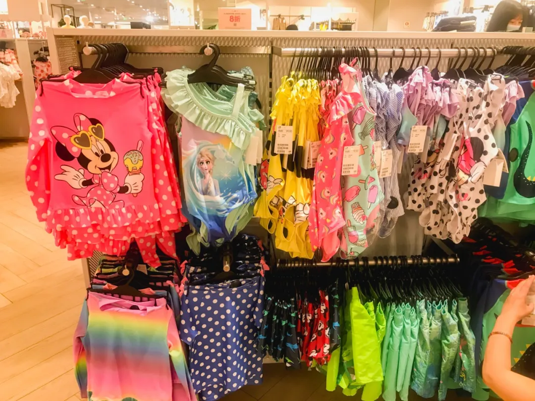 儿童泳衣品牌排行 儿童泳衣哪种款式好