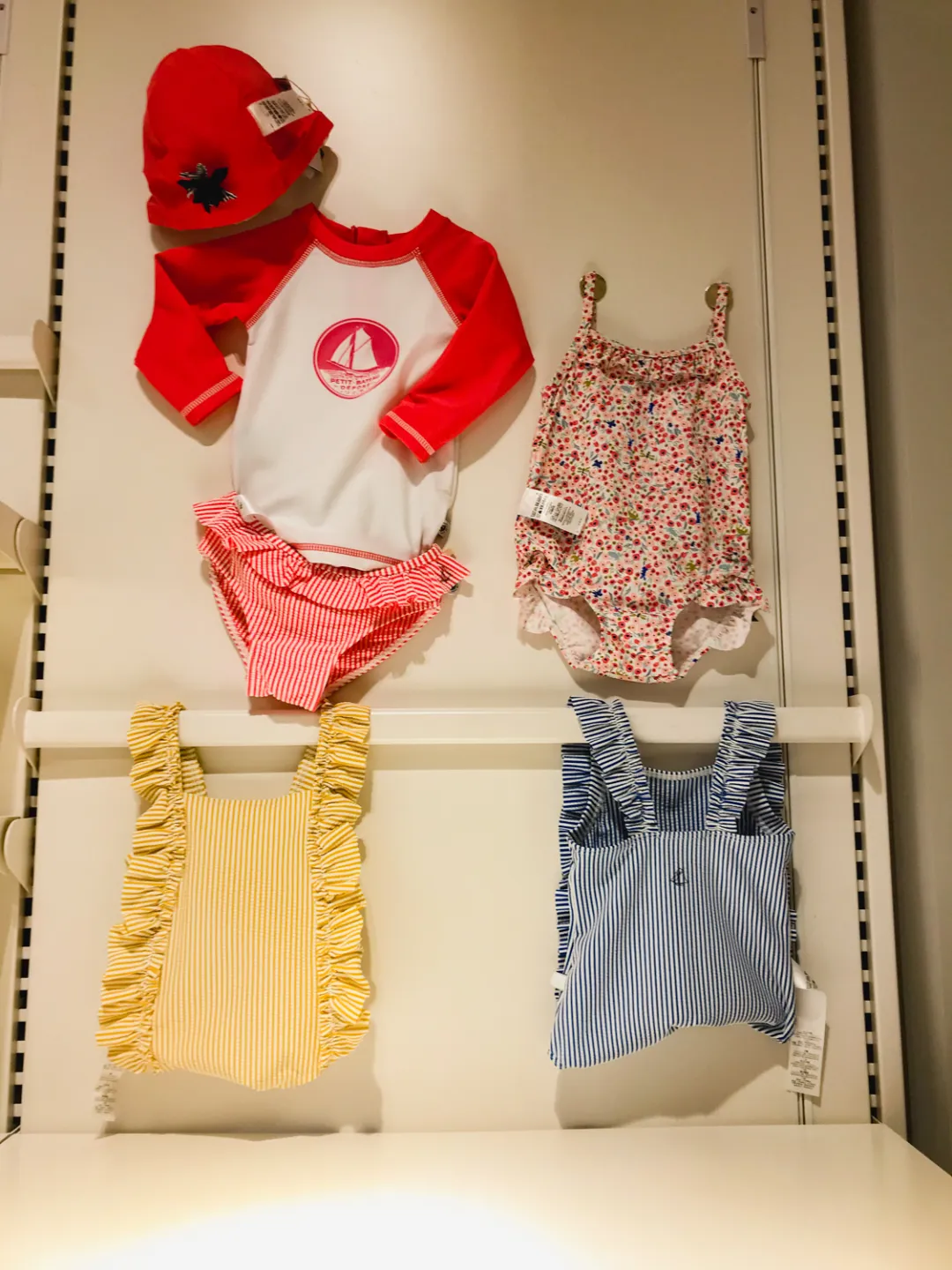 儿童泳衣品牌排行 儿童泳衣哪种款式好