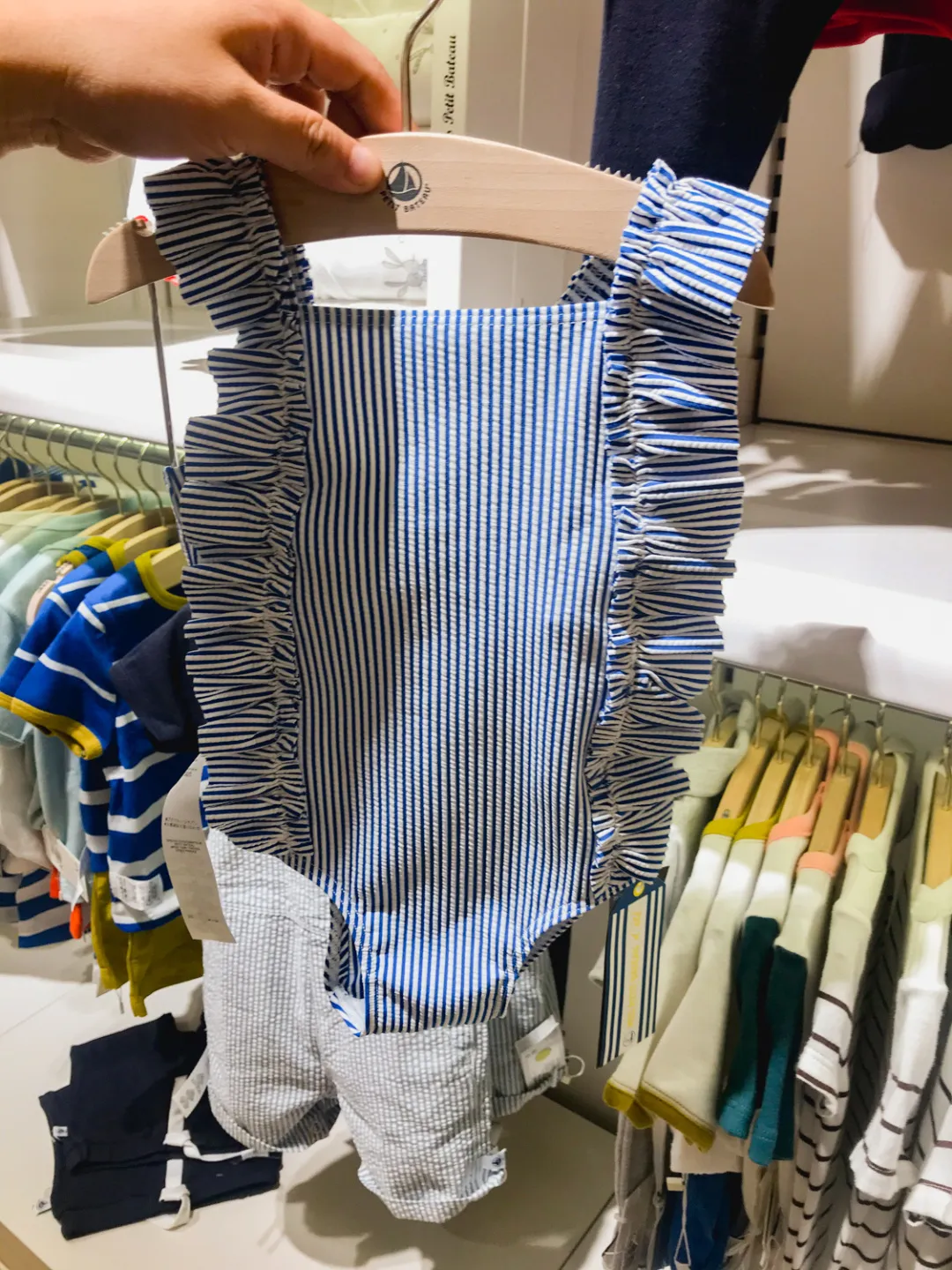 儿童泳衣品牌排行 儿童泳衣哪种款式好