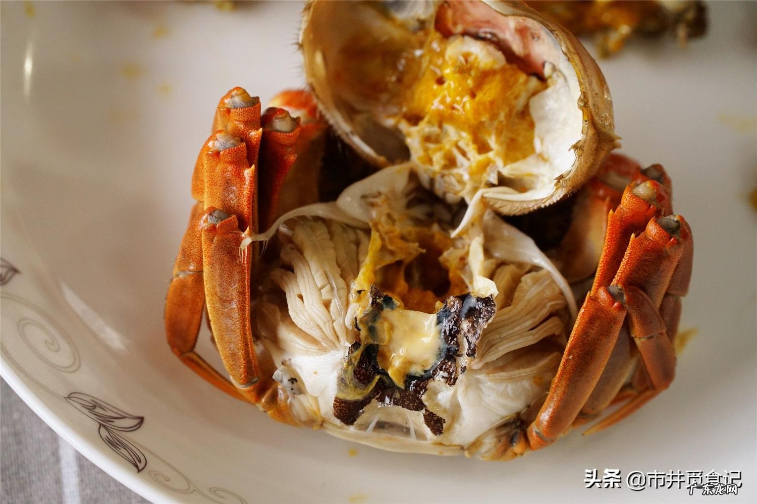 青蟹怎么蒸脚不会掉色 怎么蒸青蟹不会掉脚爪