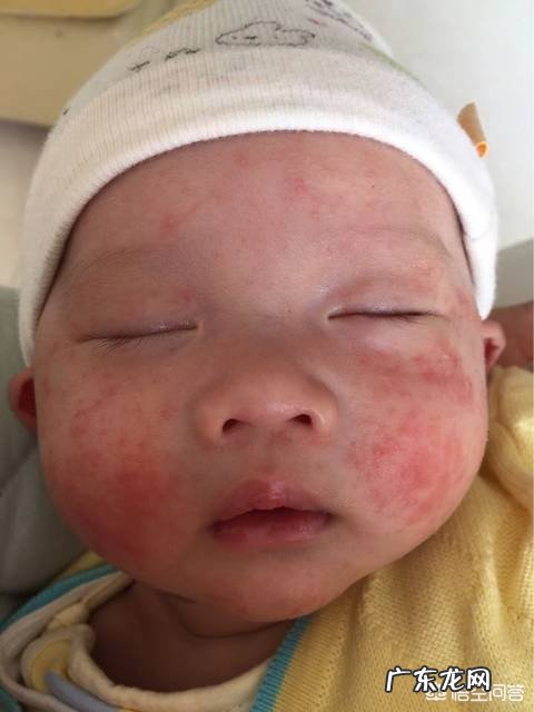 宝宝出生的第一个月，需要特别注意的护理知识有哪些？