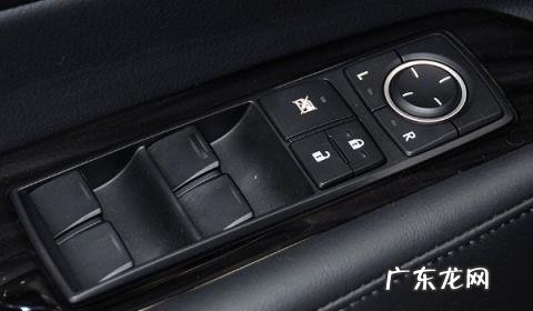 左是l右是r r是左还是右