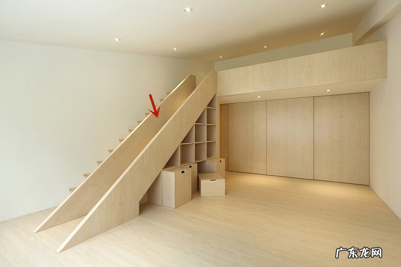 带有滑滑梯的床 有滑滑梯的床