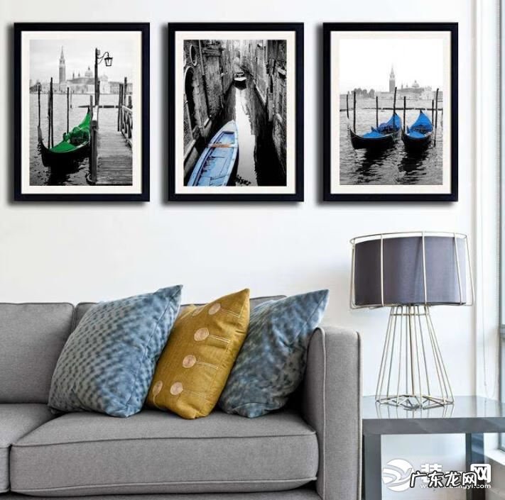 沙发墙挂什么画风水好 沙发墙上挂画风水