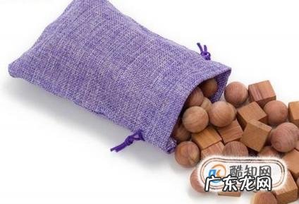 赶紧看过来吧表情包 樟脑丸怎么用？正确使用樟脑丸方法