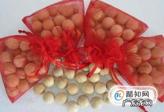 赶紧看过来吧表情包 樟脑丸怎么用？正确使用樟脑丸方法