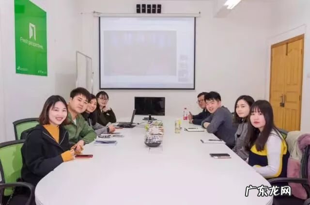 如何看待李阳疯狂英语 李阳疯狂英语演讲稿