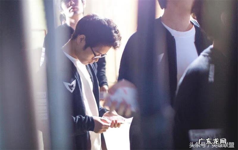 lol大师兄为什么叫大师兄 lol大师兄是谁