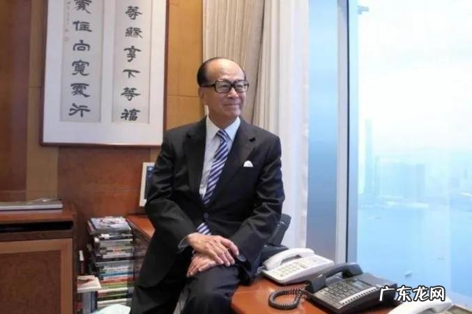 94岁“超人”李嘉诚养生秘诀:6大习惯,福寿两全