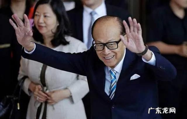 94岁“超人”李嘉诚养生秘诀：6大习惯，福寿两全