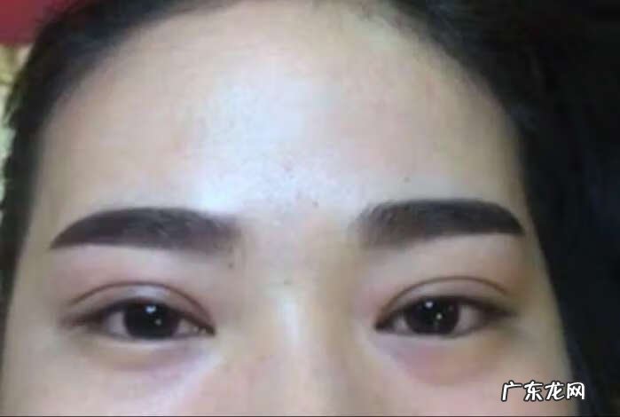 眉骨眼窝疼 眉毛的风水学