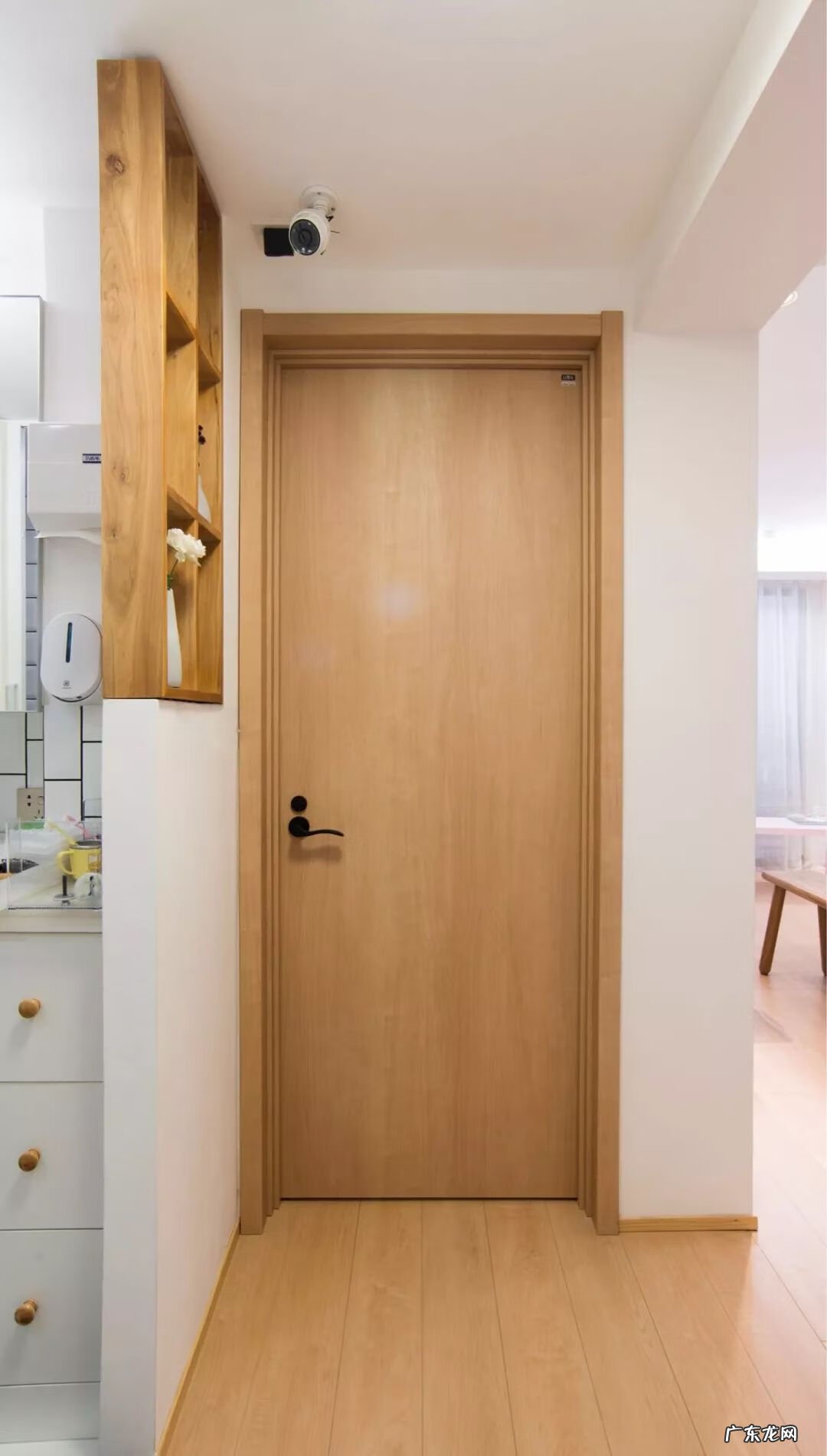 卧室门对门风水化解 n型门图片