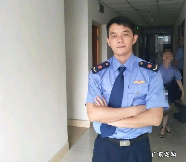 清北毕业生卖猪肉 985毕业生辞掉公务员卖猪肉还债