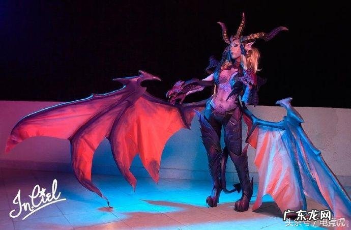 驯龙女巫和邪恶女巫 婕拉驯龙女巫