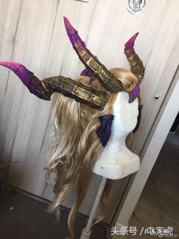 驯龙女巫和邪恶女巫 婕拉驯龙女巫