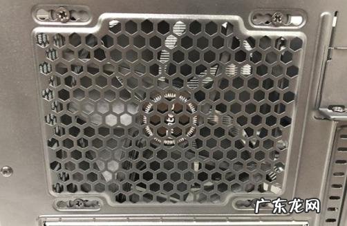 台式电脑风扇怎么安装散热好 详谈电脑散热风扇怎么安装上去视频