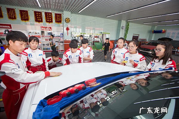 学汽修哪个专业最吃香 哪里能学汽车美容