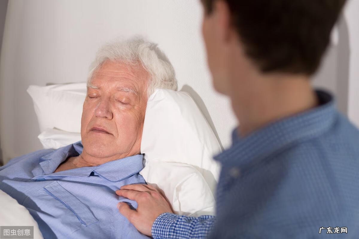 吹大了气球玩球球 吹吹吹个大气球