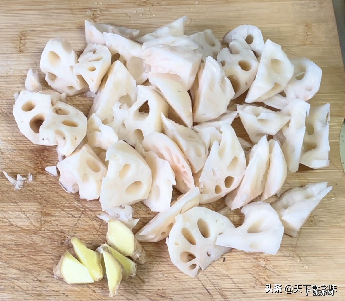 排骨烧藕的做法 排骨炖藕的功效