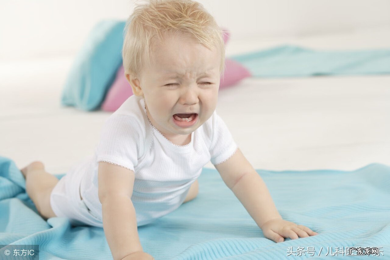 小孩子闹觉是什么意思 新生儿闹觉