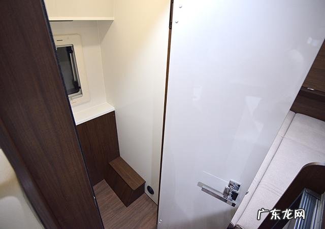 丰田中巴考斯特参数配置表 丰田考斯特4座房车