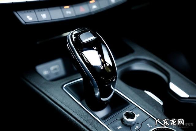 凯迪拉克汽车图片及参数配置表 试驾2022款凯迪拉克XT4