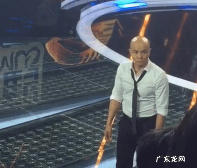 崔万志高中校长是真的事件吗 崔万志人生经历简介简介