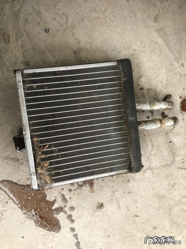 五菱宏光暖风水箱引起高温 五菱宏光s关闭暖风水温正常