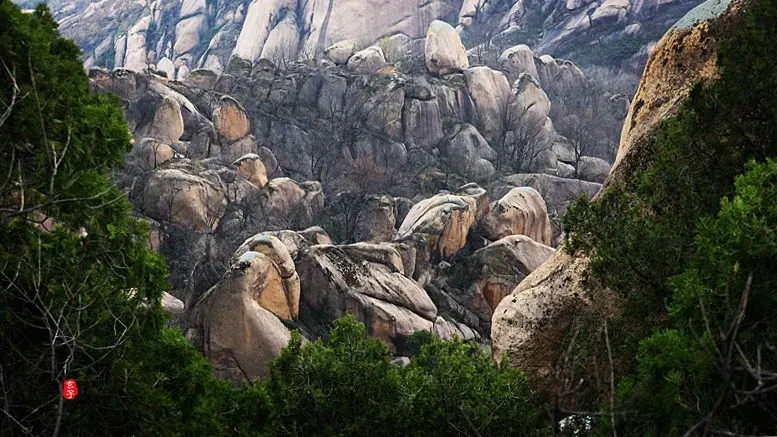 风水左边有水代表什么 风水湖水从左往右流说法是