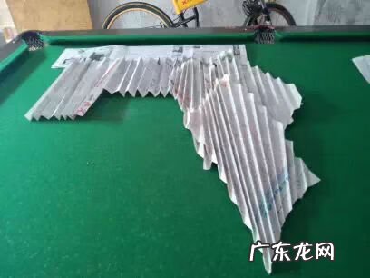 用袋子制作儿童环保服装 环保材料做衣服教程